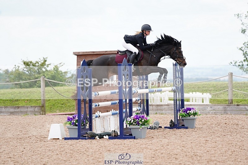 250608-134420-02970 - Cls 12 Pony Foxhunter and 1.10m