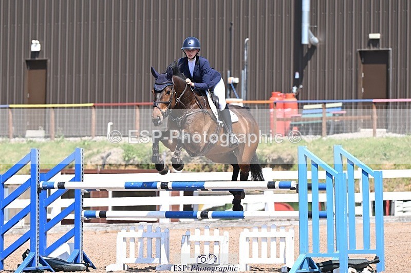 250514-142903-00564 - Foxhunter and 1.20m Open