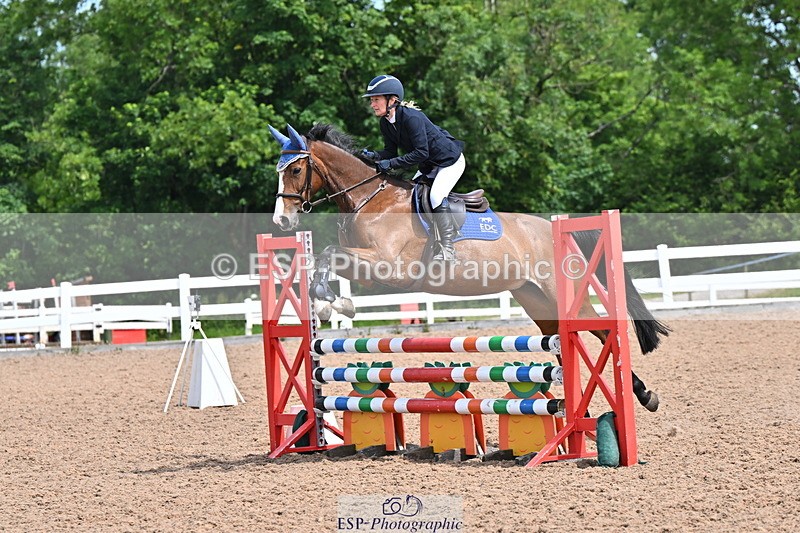 240619A-111819-00051 - Cls 1 British Novice and 90cm Open