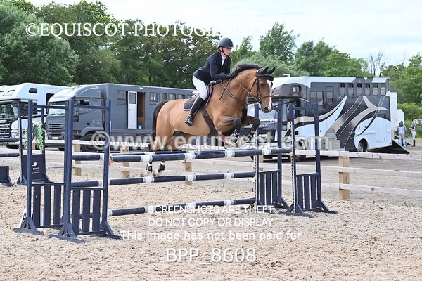 BPP_8608 - CLASS 15 SUN Senior Newcomers/ 1.10m Open