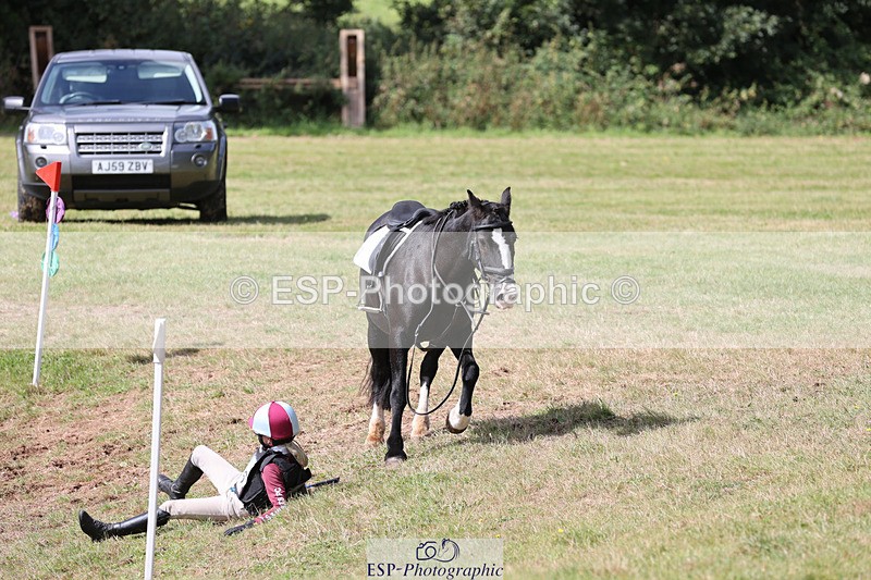 240825X-112709-32268 - 70cm XC 11.00 to 12.00