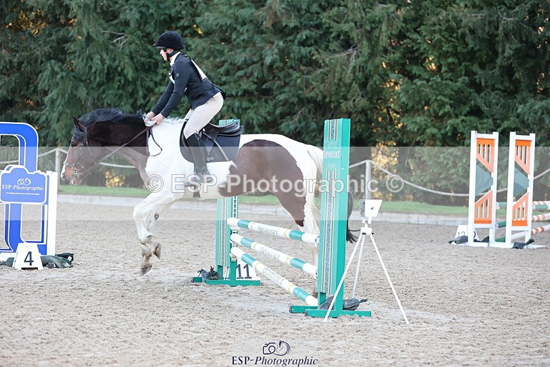 250209A-084839-00089 - 70cm