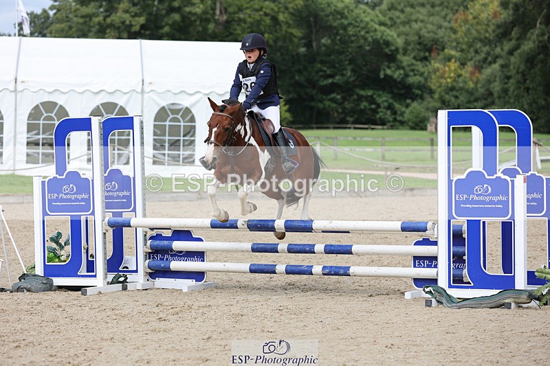 240823X-142420-18360 - 70cm R1 13.45 to 15.30