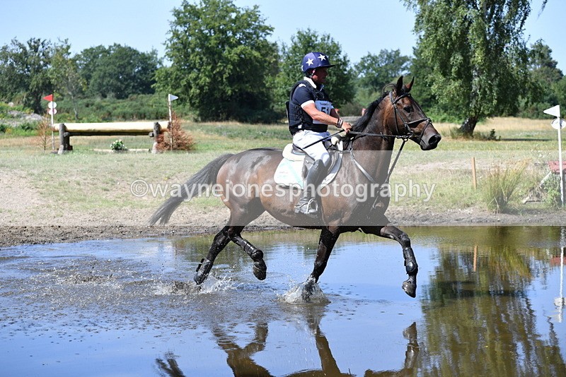 WJ5_3317 - XC Time 13:30 to 14:00