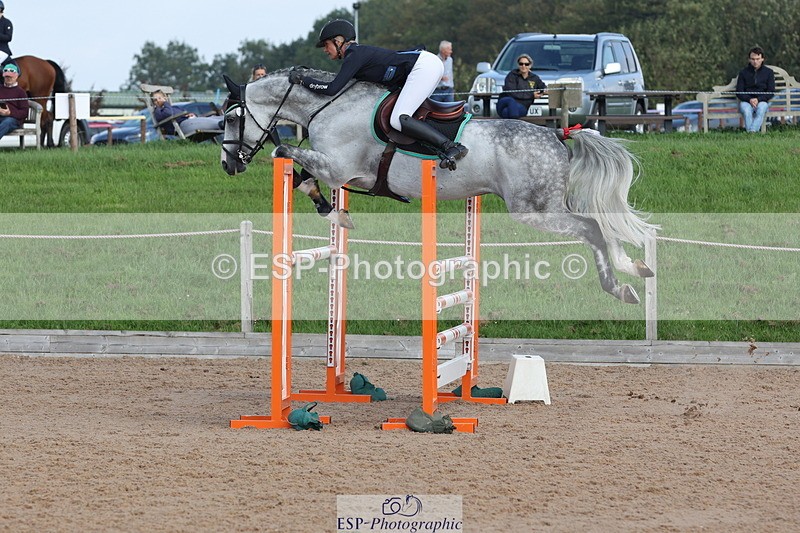 230915A-112338-01734 - Cls 2 Snr Foxhunter