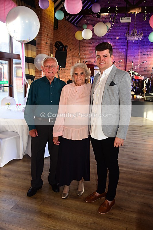 Lor-107 - Lorraine's 50th