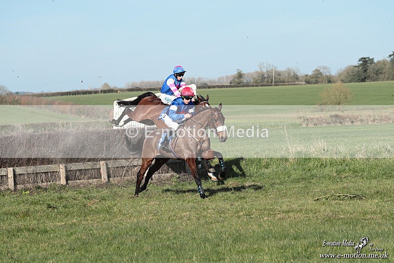 PtP 210326 772 - VWH Cirencester Races 21/03/26