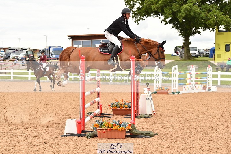 230720A-134806-03189 - Cls 21, 1 Star Gold 1.30m