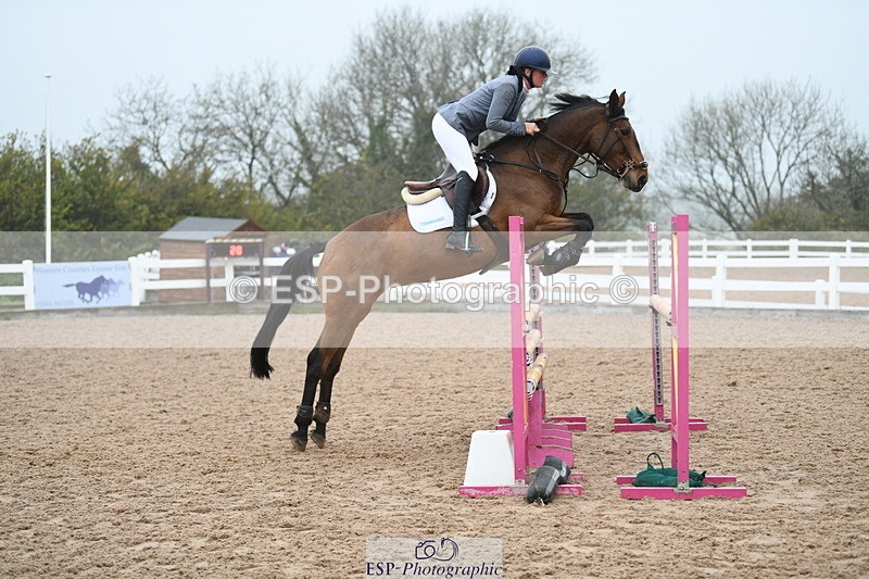 241103A-113441-07829 - SUN Cls 21 Snr Newcomers and 1.10m Open