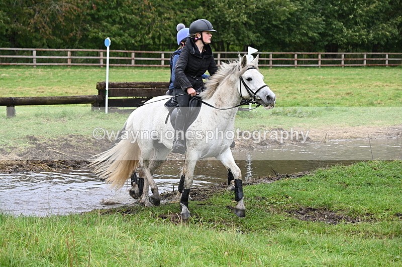 WJ6_6210 - Time at Photographer 12:41 to 13:05