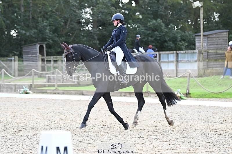 231019-143556-04223 - 054-PORSCHE-Coco.Lanni-DR