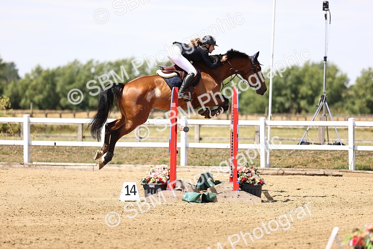 SBM_010143 - Class 9 - Senior Foxhunter - 1.20m Open