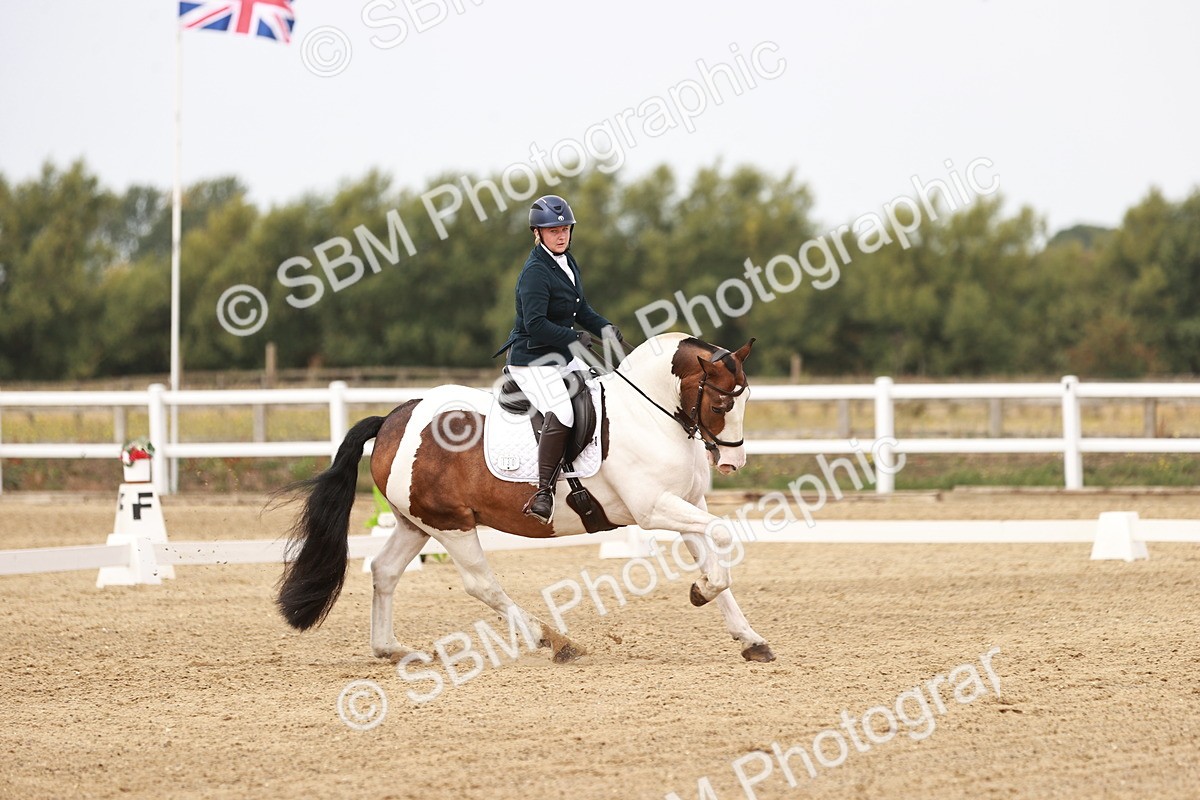 SBM_000725 - Class 1 - Prelim 5 - 10.40-11.36