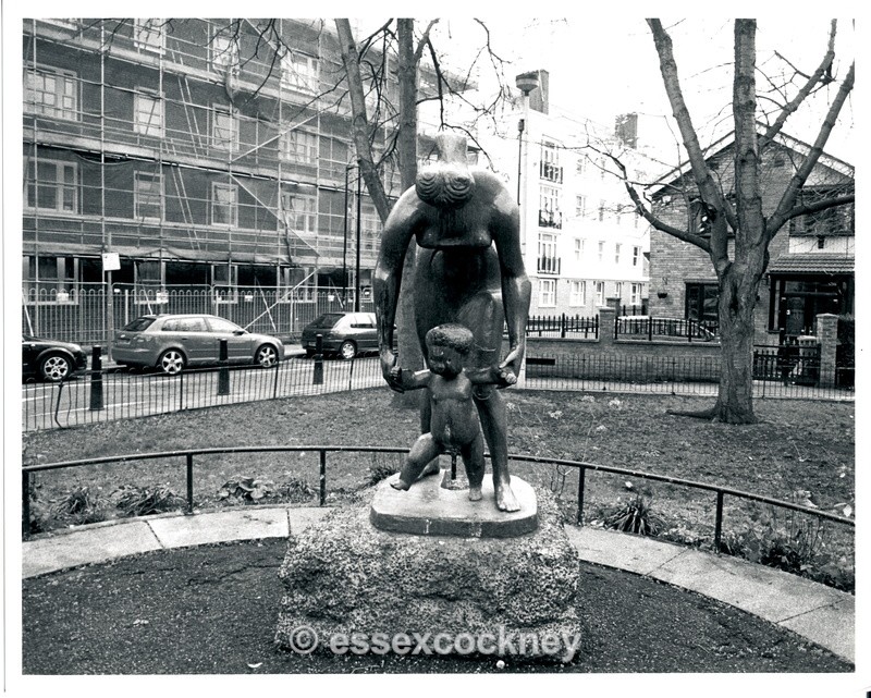 turin street statue