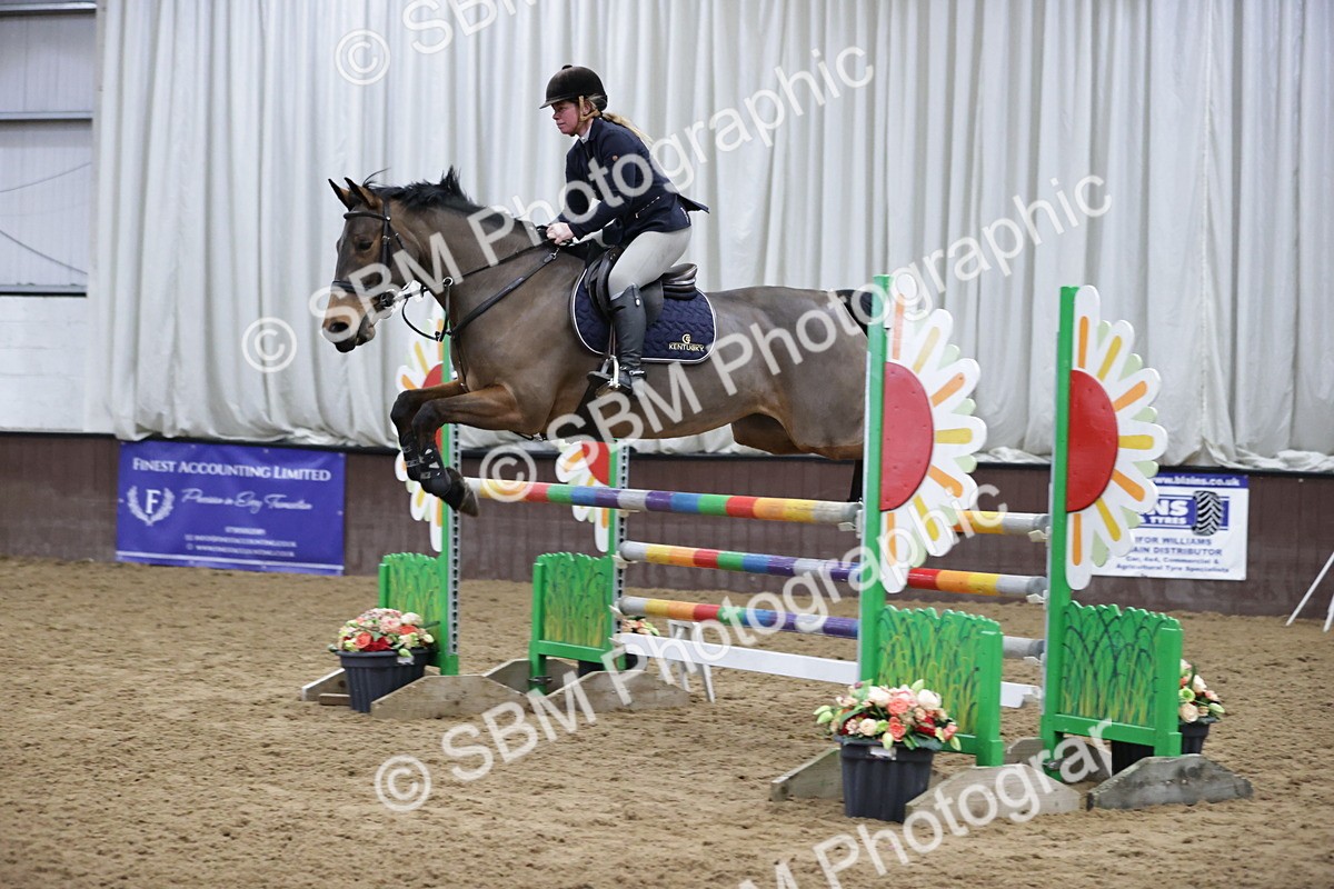 SBM_001446 - Class 4 - Senior Newcomers/ 1.10m Open