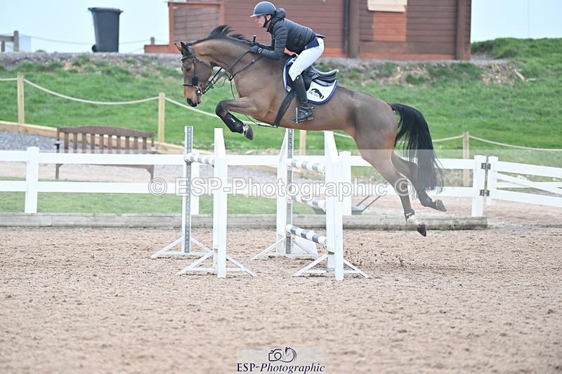 240113A-151406-02500 - Cls 15 National 1.30m and 1.40m