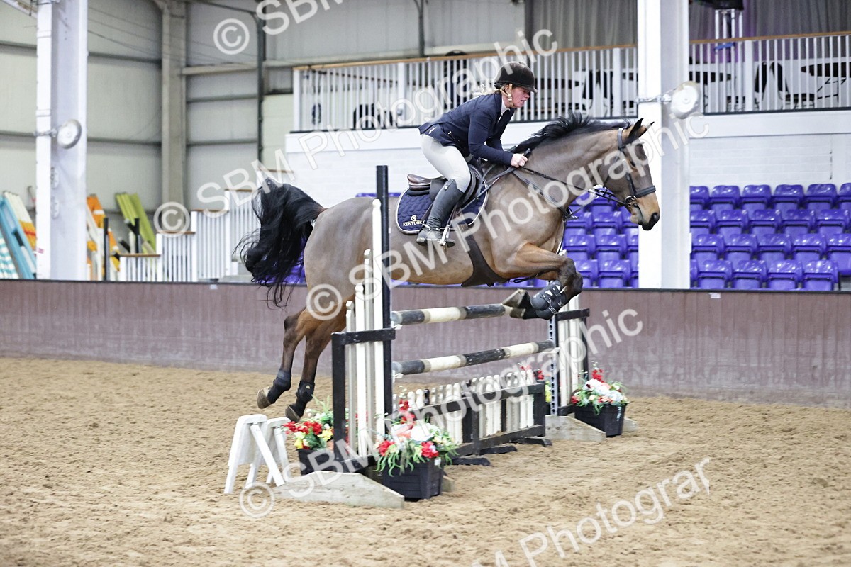 SBM_001441 - Class 4 - Senior Newcomers/ 1.10m Open