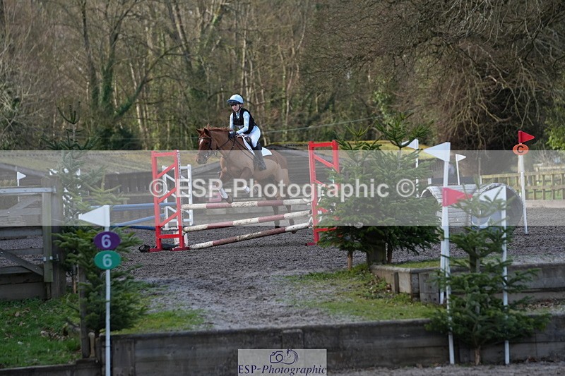 260228A-131907-00909 - Cls 2, 80cm 1pm to End