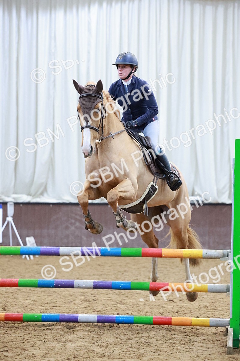 SBM_002722 - Class 9 - Equissage Pulse Senior BritiNovice/ 90cm Open