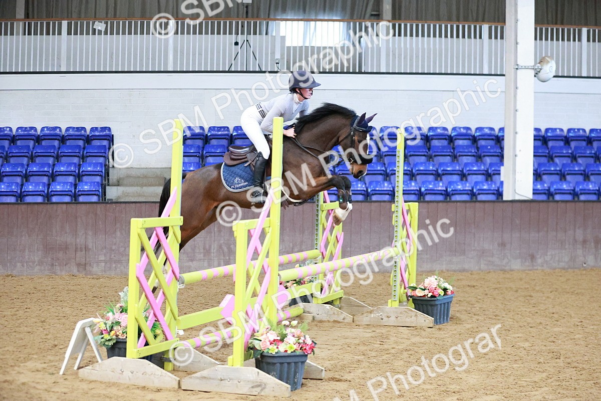 SBM_002800 - Class 8 - Clear Round 80cm