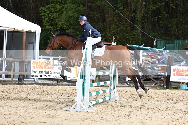 3E7A0821 - Class 4: Senior British Novice/90cm open