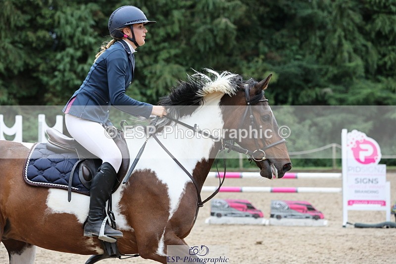 250705A-111002-14034 - Cls 33 Snr British Novice and 90cm Open