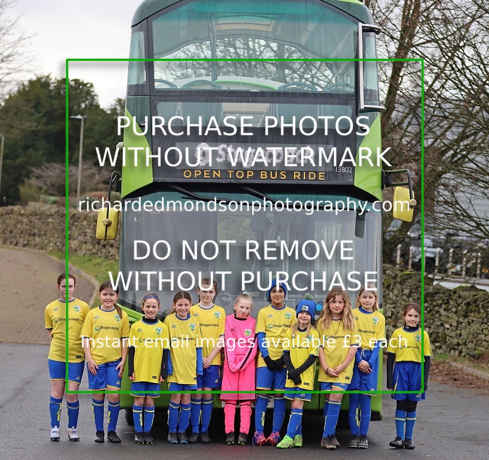 IMG_1305 - Kendal United U10 Girls (Stage Coach Photo Shoot)
