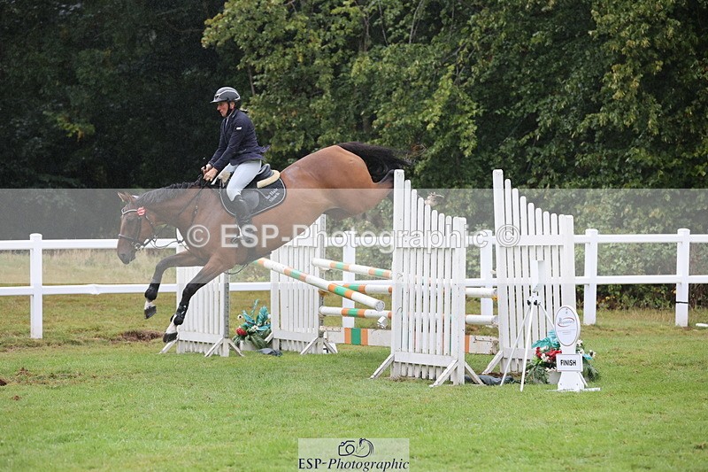 250830A-141139-06912 - Cls 16 Snr Newcomers and 1.10m Open