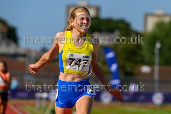 Age25SAT-926880 - Track Female Set Two