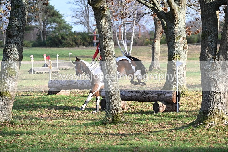 WJ6_3990 - Camera 1 XC