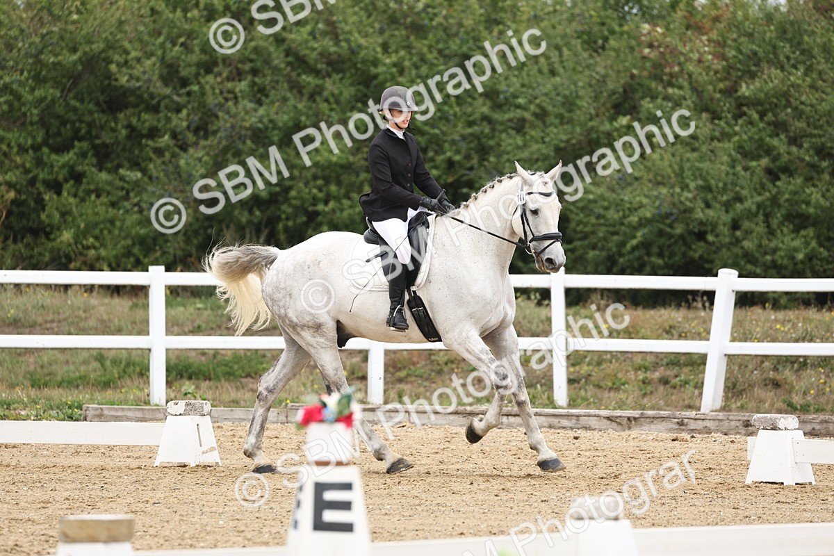 SBM_003581 - Class 7 - Novice 2 Warm Up