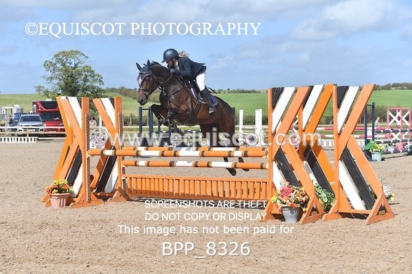 BPP_8326 - CLASS 35 SUN 2ND ROUND Equiyd 0.95m Amateur Championship Qualifier