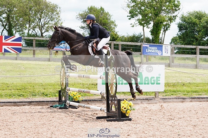 250608-130542-02814 - Cls 9 Pony Newcomers and 1m