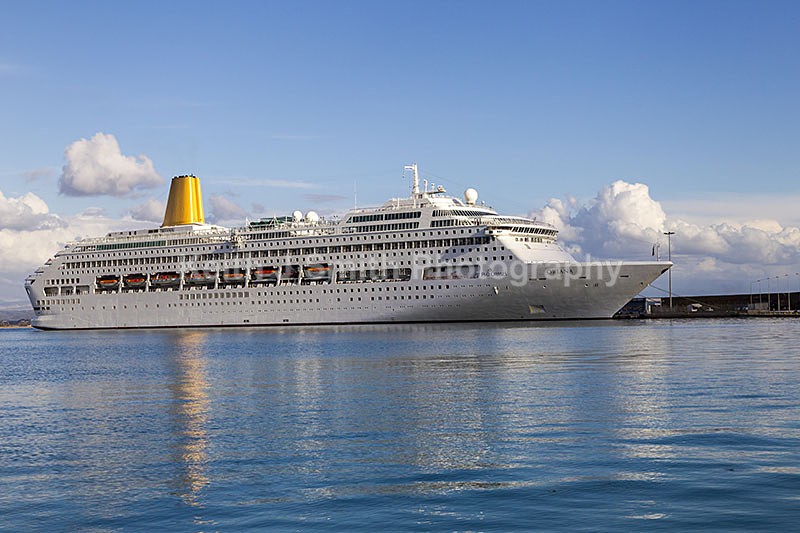 2KJS9649 - Worldwide