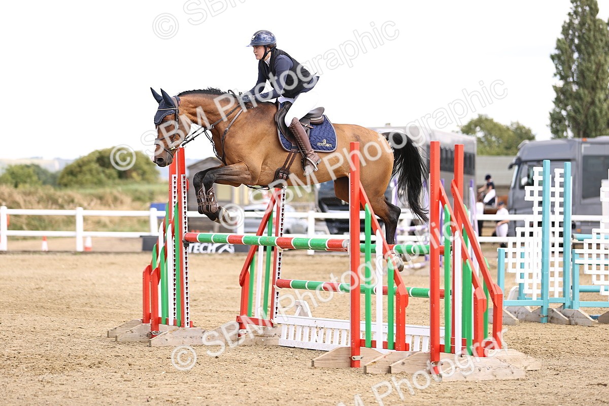 SBM_001261 - Class 6 - Senior Newcomers - 1.10m