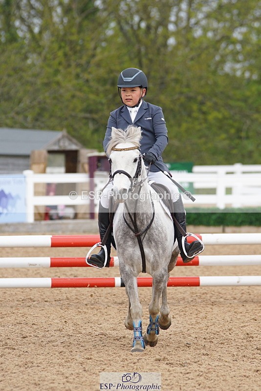 230513A-084054-00171 - Cls 1 Pony Intro 70cm