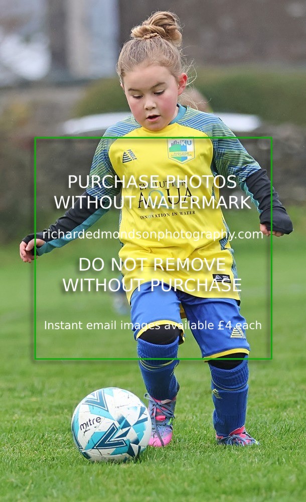 533A4697 - Wattsfield under 7s vs Kendal Utd Ladies & Girls U8 (22/11/25)