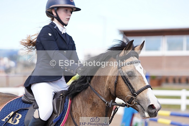 250627-163910-00130 - Cls 2 Pony Intro 80cm