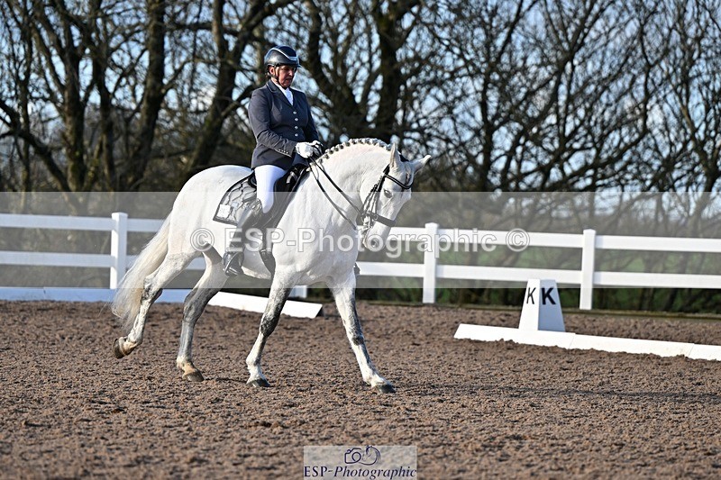 241214-135145-02615 - 102-PAULA.LEE-Deseado.Santo