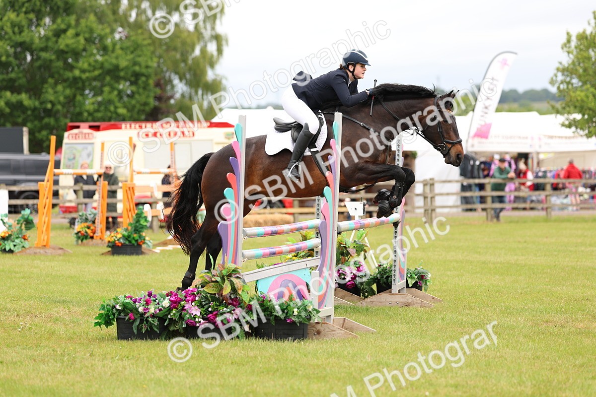 SBM_11732 - Class 205 - Tarmac Senior 1m Open