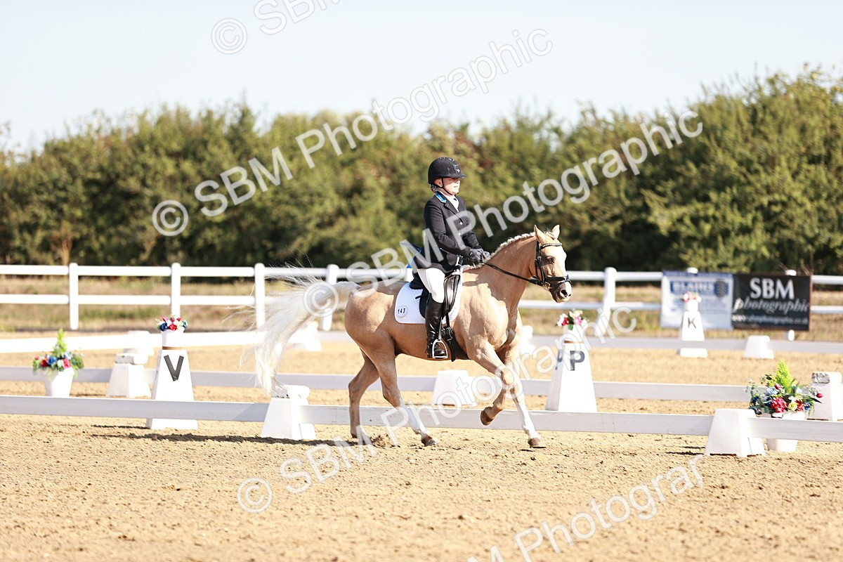 SBM_004348 - Class 12 - Novice 5 - 9.07-10.10