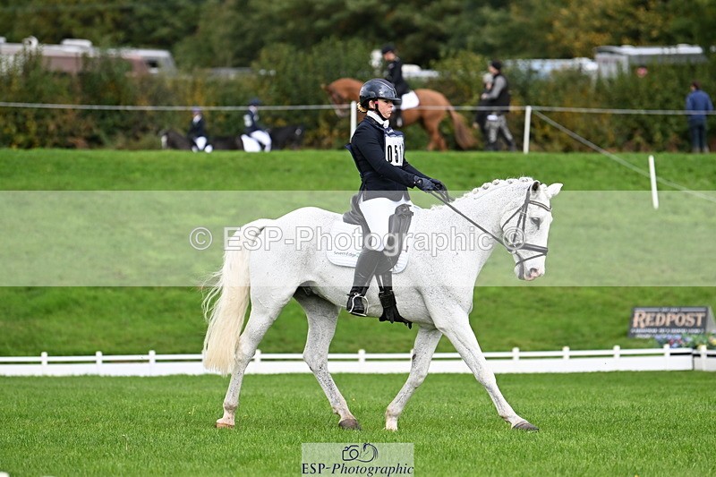 251023A-115338-03718 - G-517-Hannah.Underhill