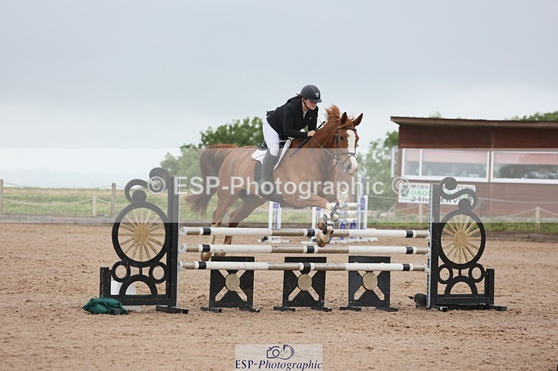 250524-095525-03998 - Cls 13  A&B 1.05m & 1.10m open