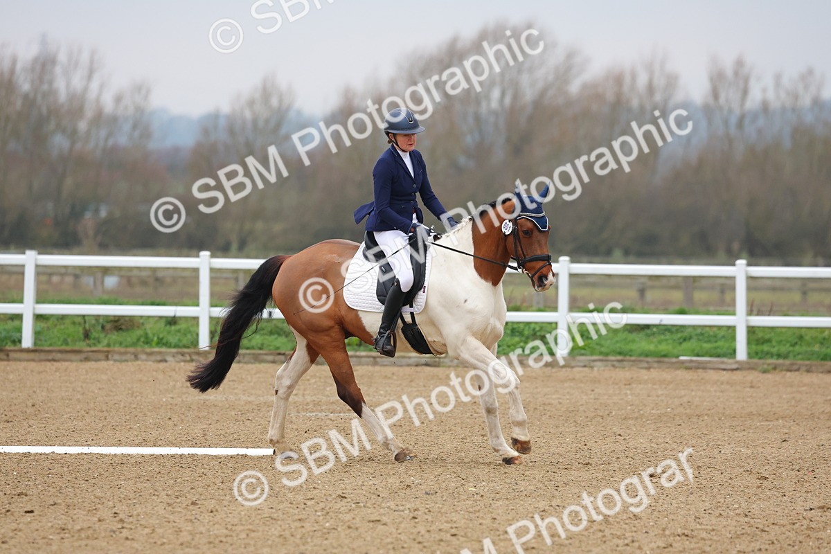 SBM_001189 - Class 8-11 - Novice 2 - Elementary 2