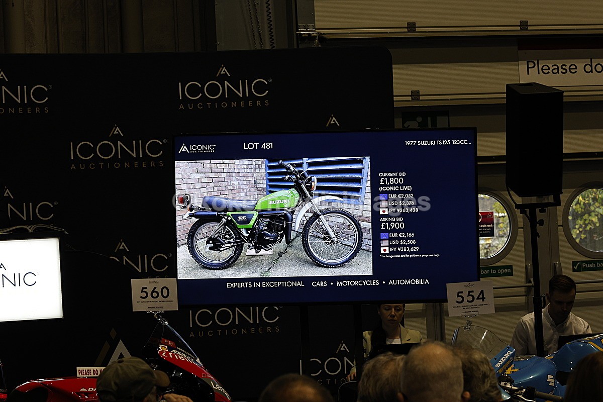 _MGL4097 - Classic Car Show NEC 2025