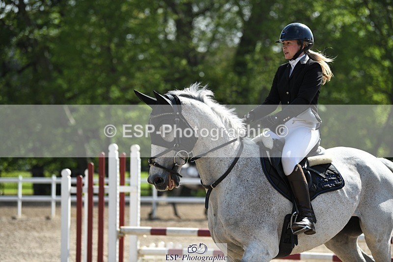 230512-102611-00517 - Cls 10 Snr 85cm Schooling