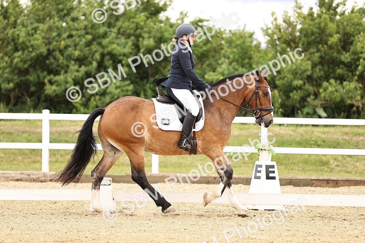 SBM_002827 - Class 2 - Novice 4 - 12.00-13.10