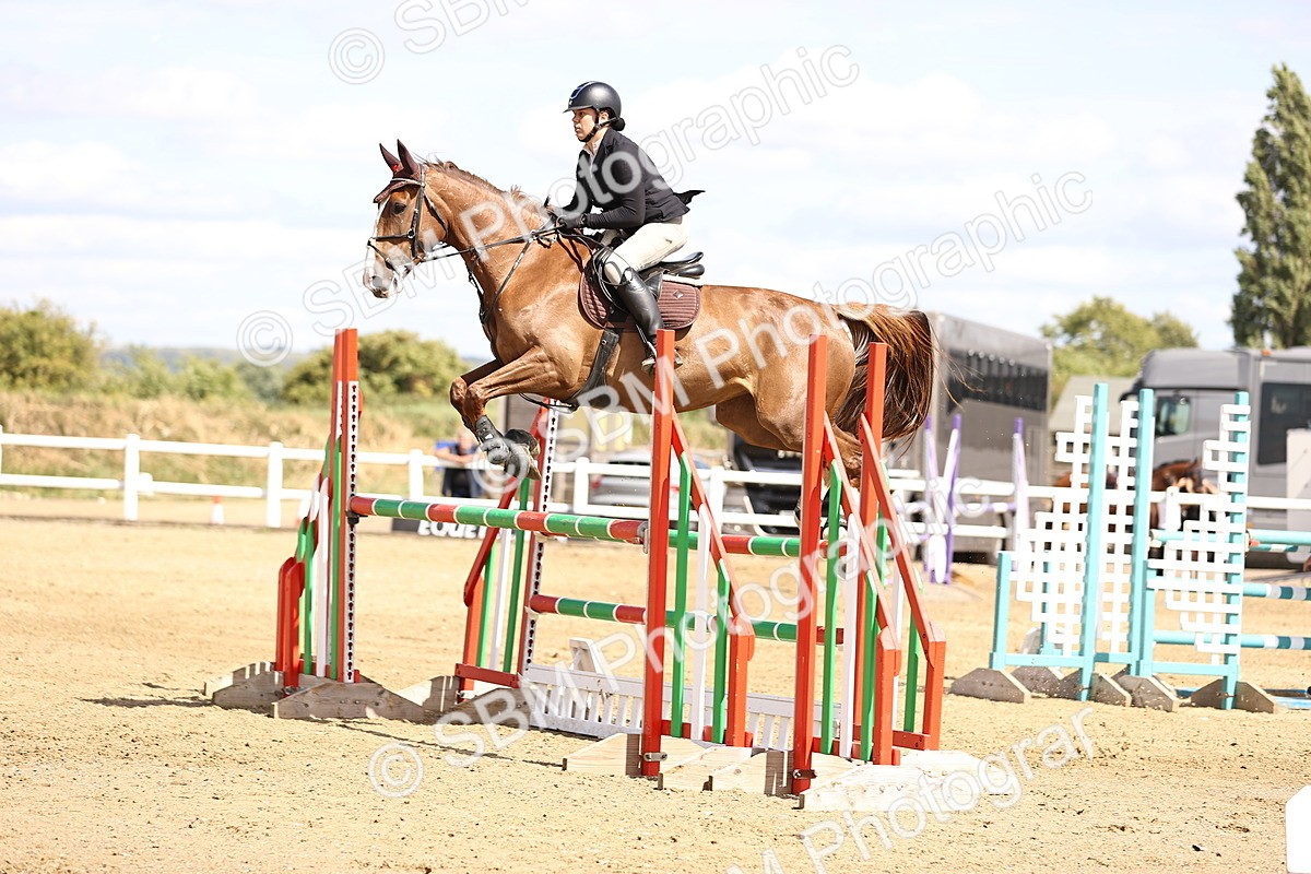 SBM_001377 - Class 6 - Senior Newcomers - 1.10m