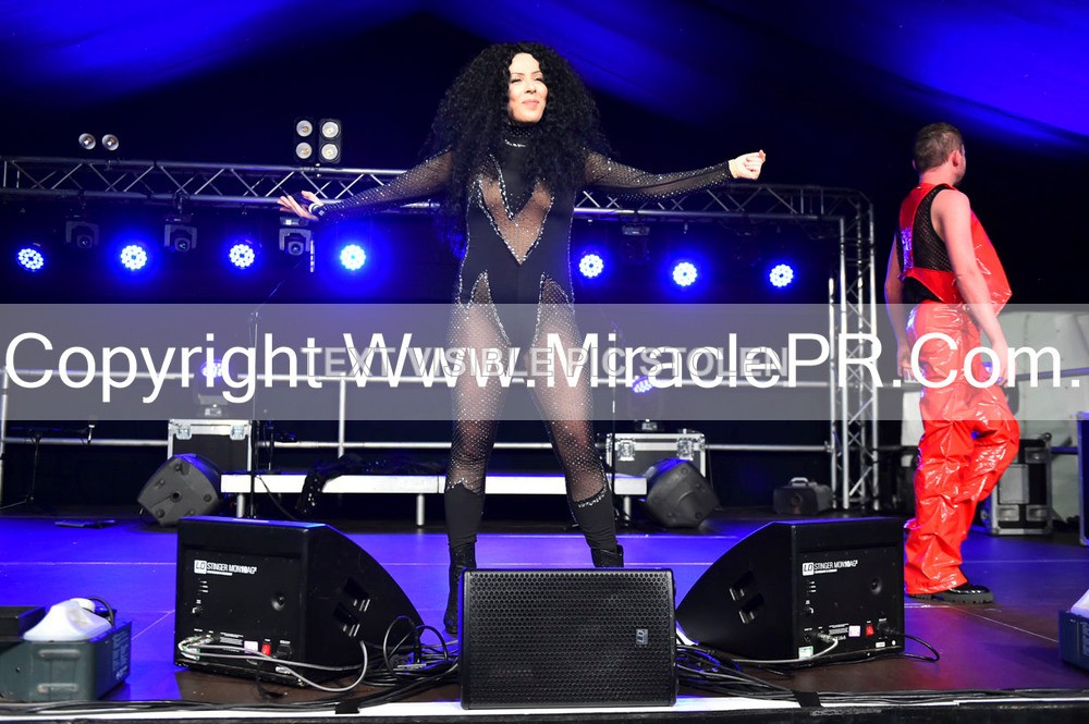 SH4_6717 - The Cher Experience