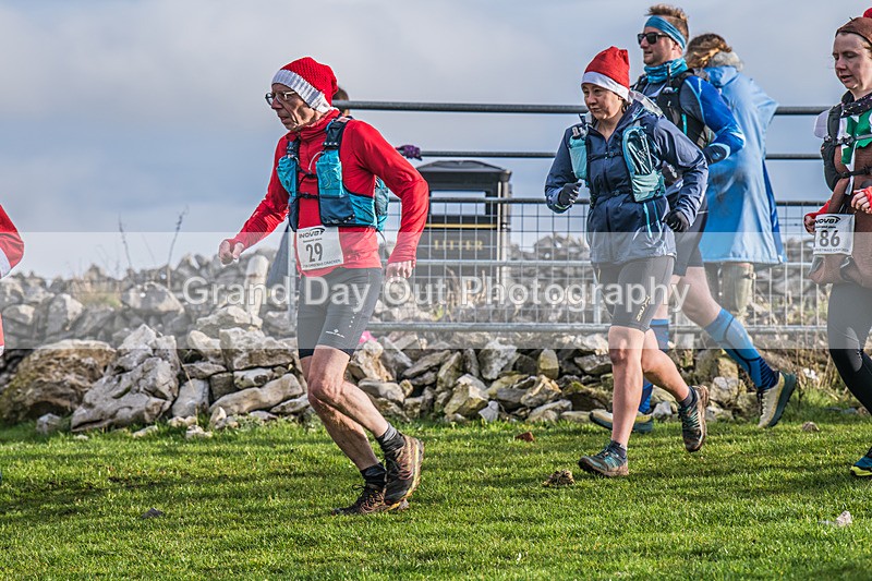 Litton-215 - Litton Christmas Cracker Fell Race (Limestone Series) Sunday 14th December 2025